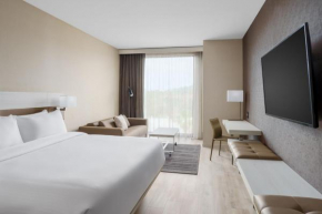 AC Hotel by Marriott Jacksonville St Johns Town Center